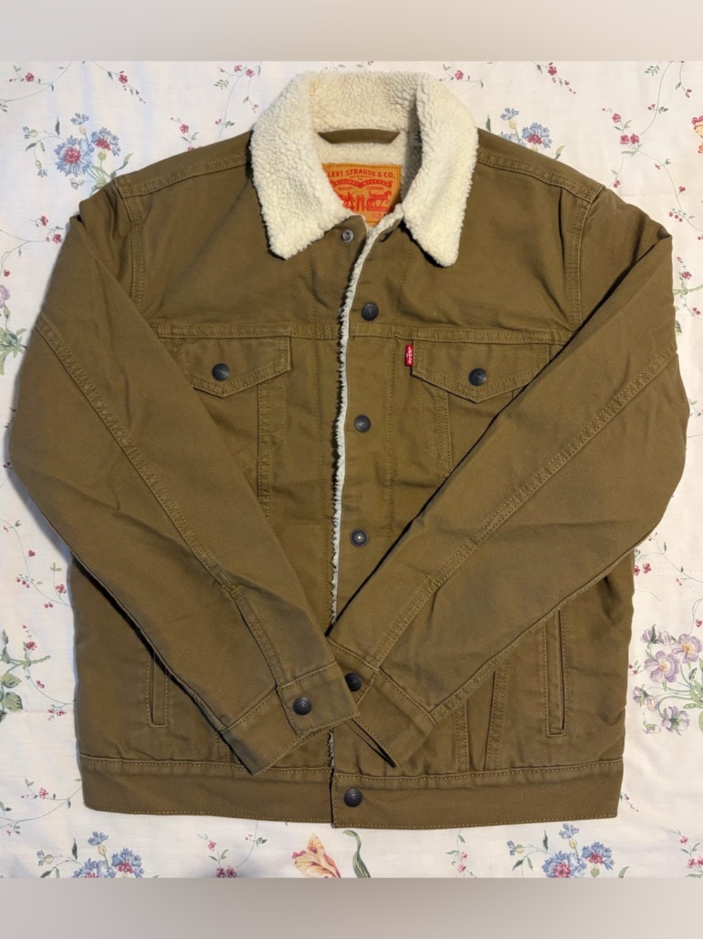 Levi's Men  Sherpa Trucker Jacket